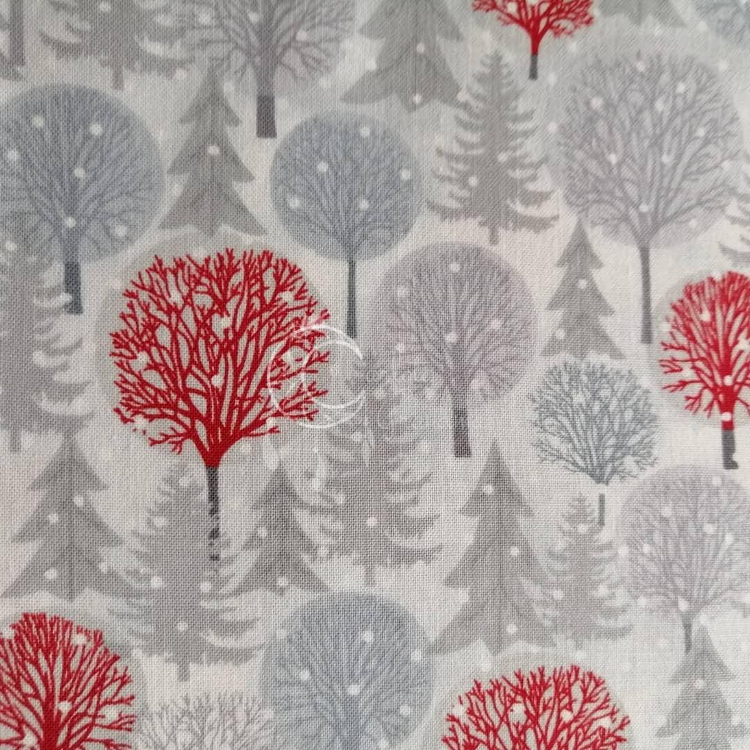 Tecido Natal | Holiday Cheer Red Trees