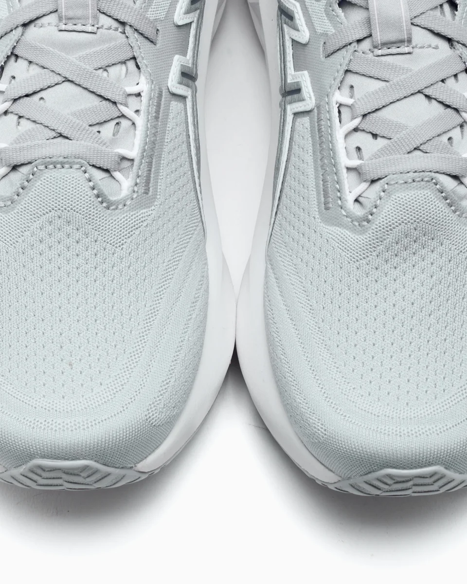 ASICS Women's Novablast 5 ATC - Image 8