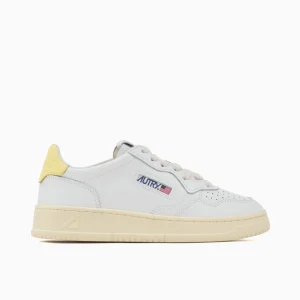 Autry Women's Medalist Low Leather