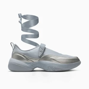 Jordan Women's Pointe