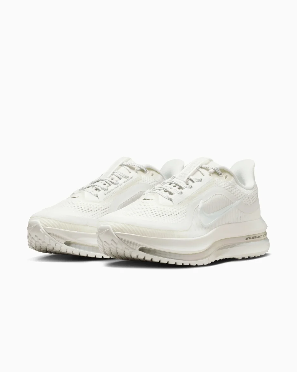 Nike Women's Pegasus Premium - Image 7