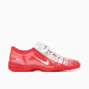 Nike Women's Total 90 SE